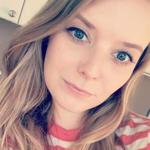 Meet your Posher, Carrie